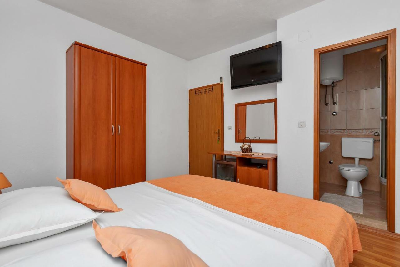 Dado A6 Apartments Igrane Exterior photo