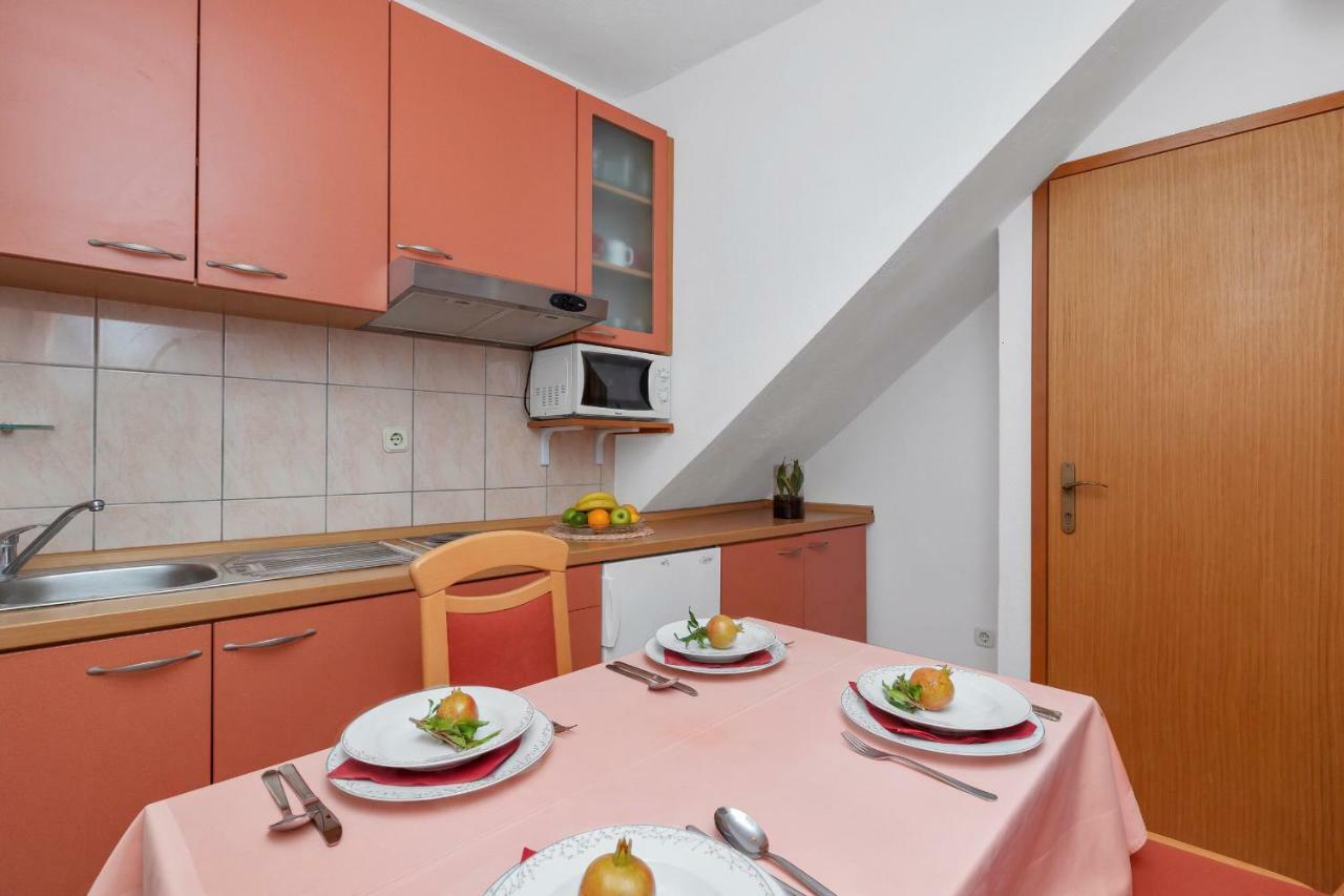 Dado A6 Apartments Igrane Exterior photo